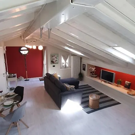 Apartament Little World *